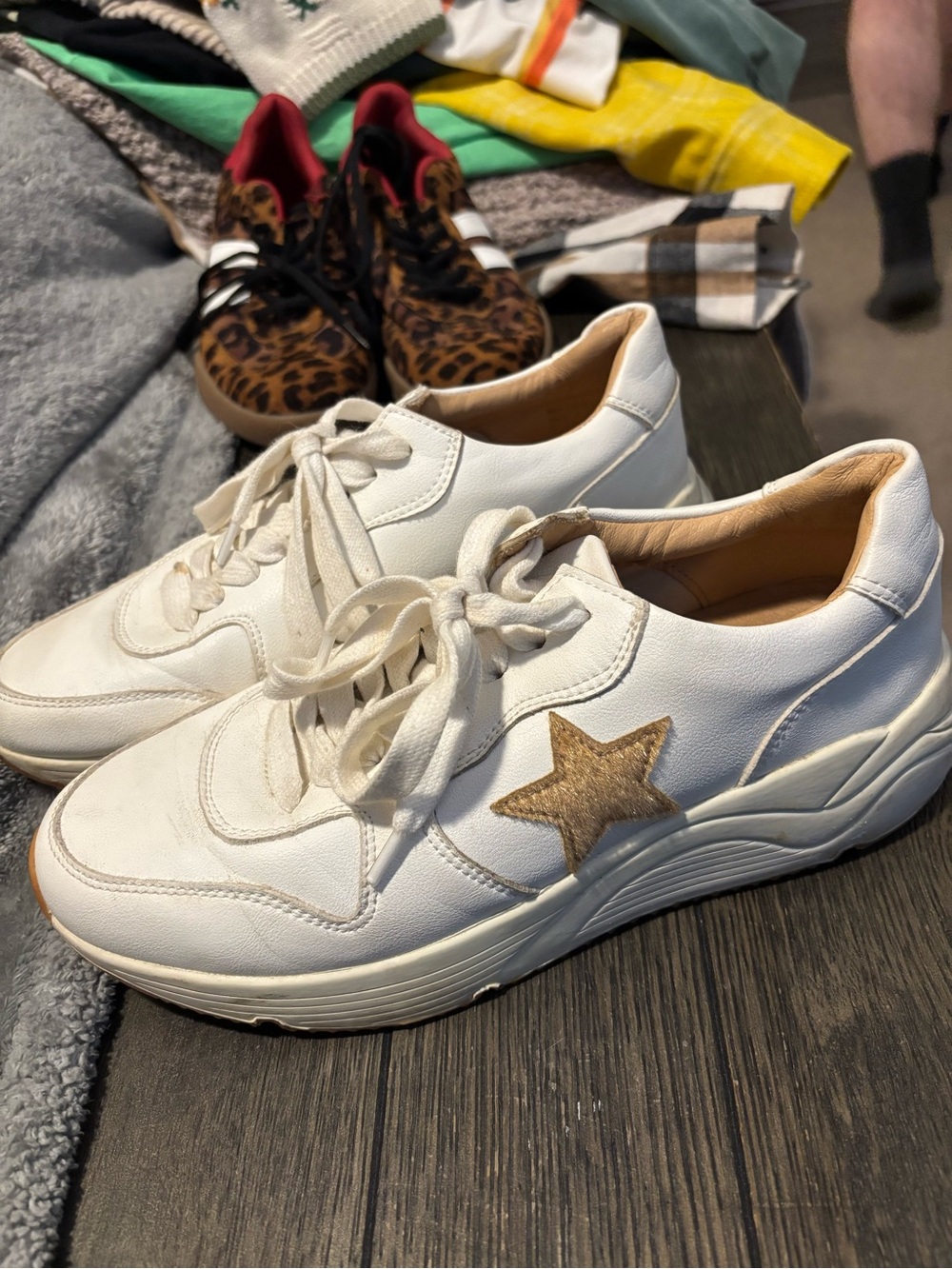 Boutique 9 White Leather Sneakers with Gold Star